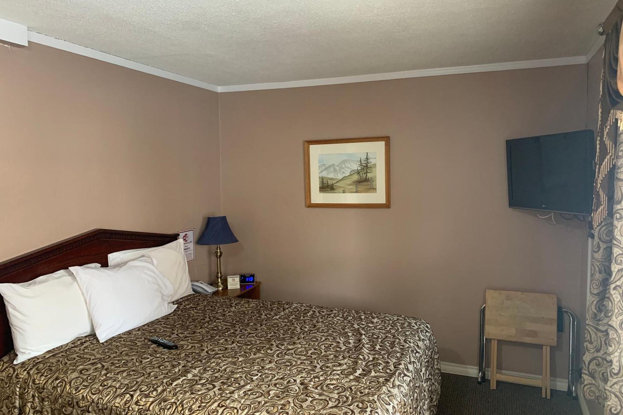 Lucien Motel Whitby Exterior photo